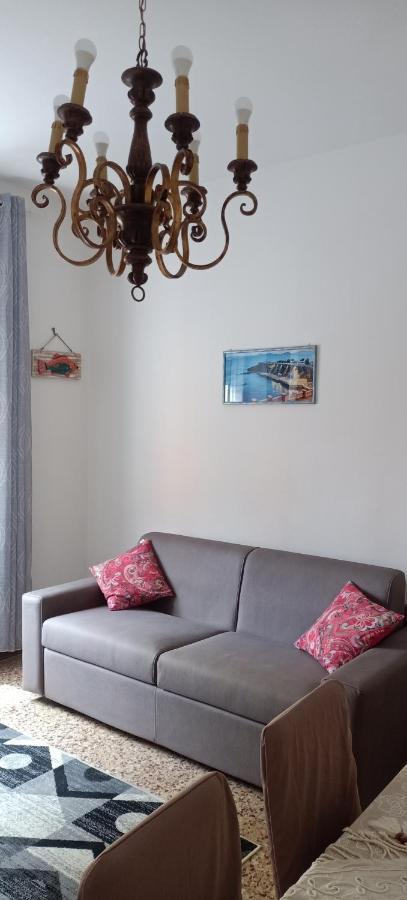 Casa Ilanfra - Appartamenti Gabbiano, Farfalla E Stella Marina Piombino Kültér fotó
