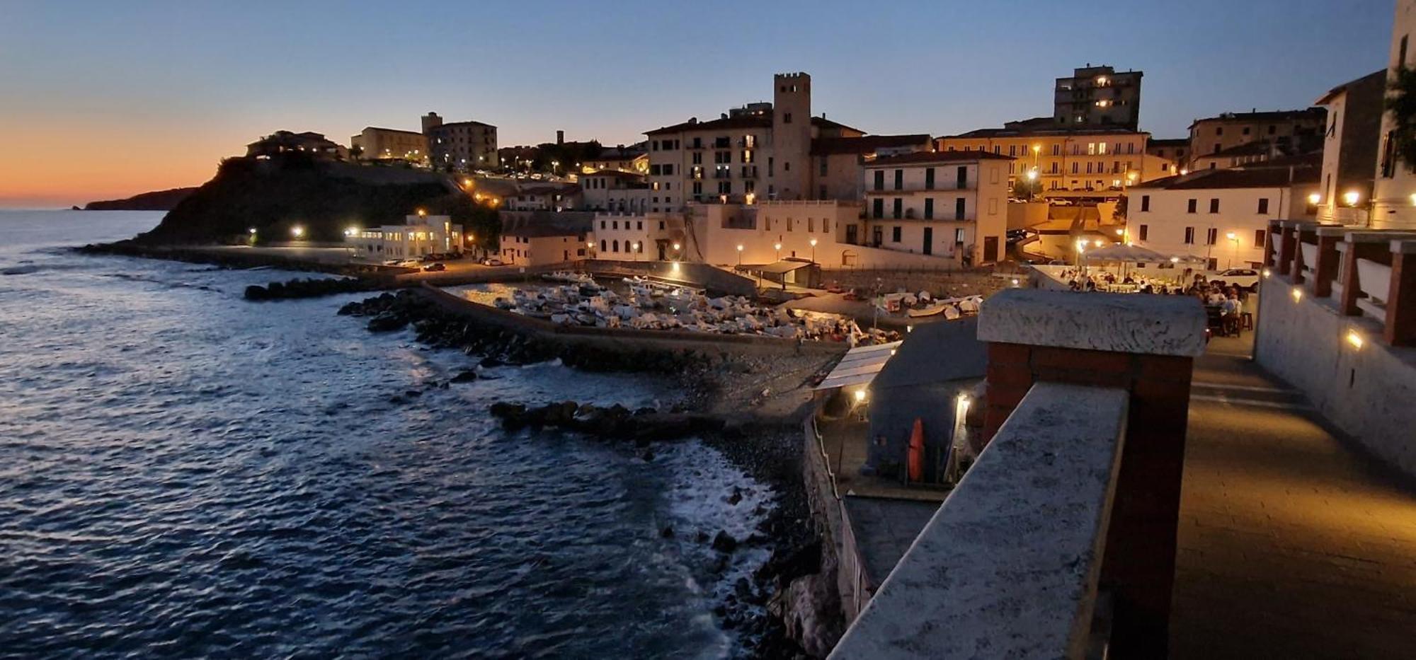 Casa Ilanfra - Appartamenti Gabbiano, Farfalla E Stella Marina Piombino Kültér fotó