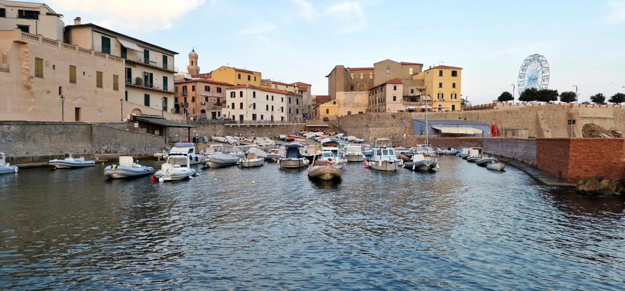 Casa Ilanfra - Appartamenti Gabbiano, Farfalla E Stella Marina Piombino Kültér fotó